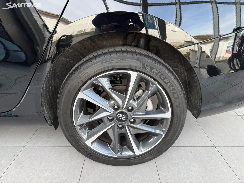 Hyundai i30, 1.0 T-GDI 88 kW MHEV 1.majitel