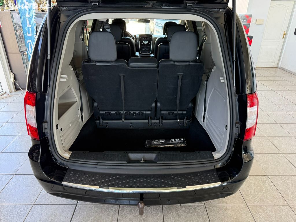 Lancia Voyager, 2.8 120 kW 7míst AT 1.maj.