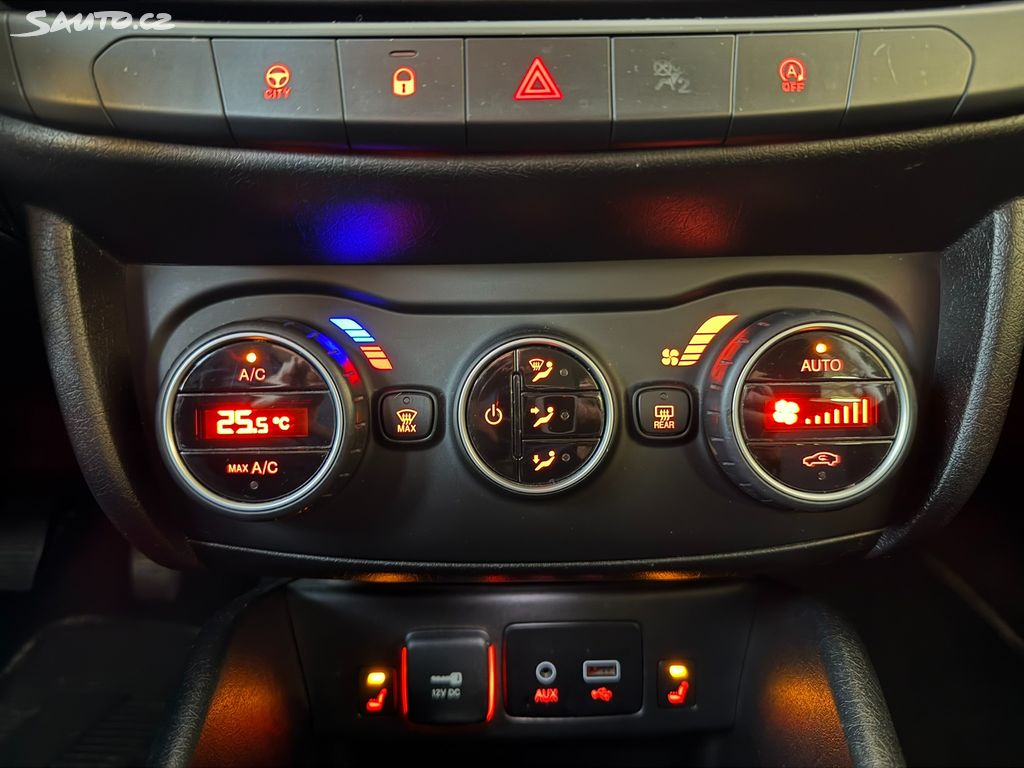 Fiat Tipo, 1.4 T-JET 88 kW LOUNGE 1.maj.