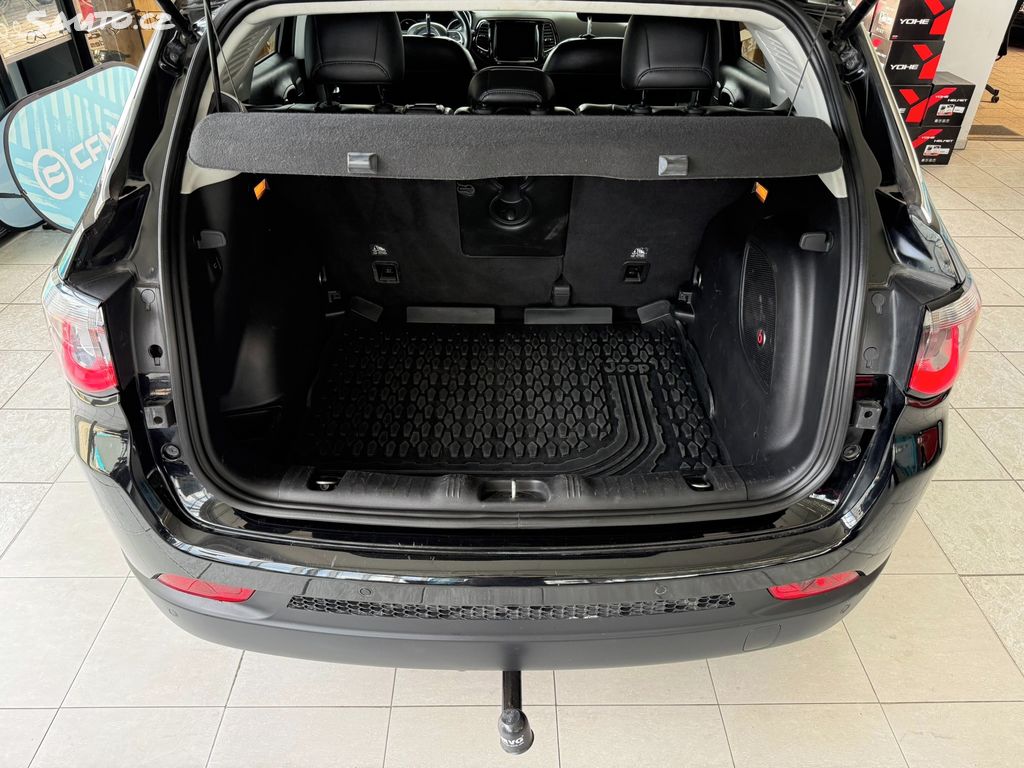 Jeep Compass, Limited 1.4 125 kW 4x4 1.maj.