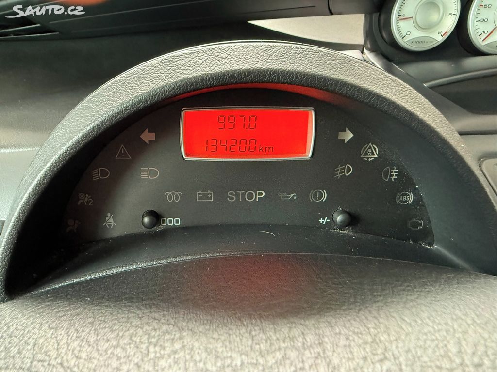 Citroën C8, 2.0 HDi 100 kW Rezervace
