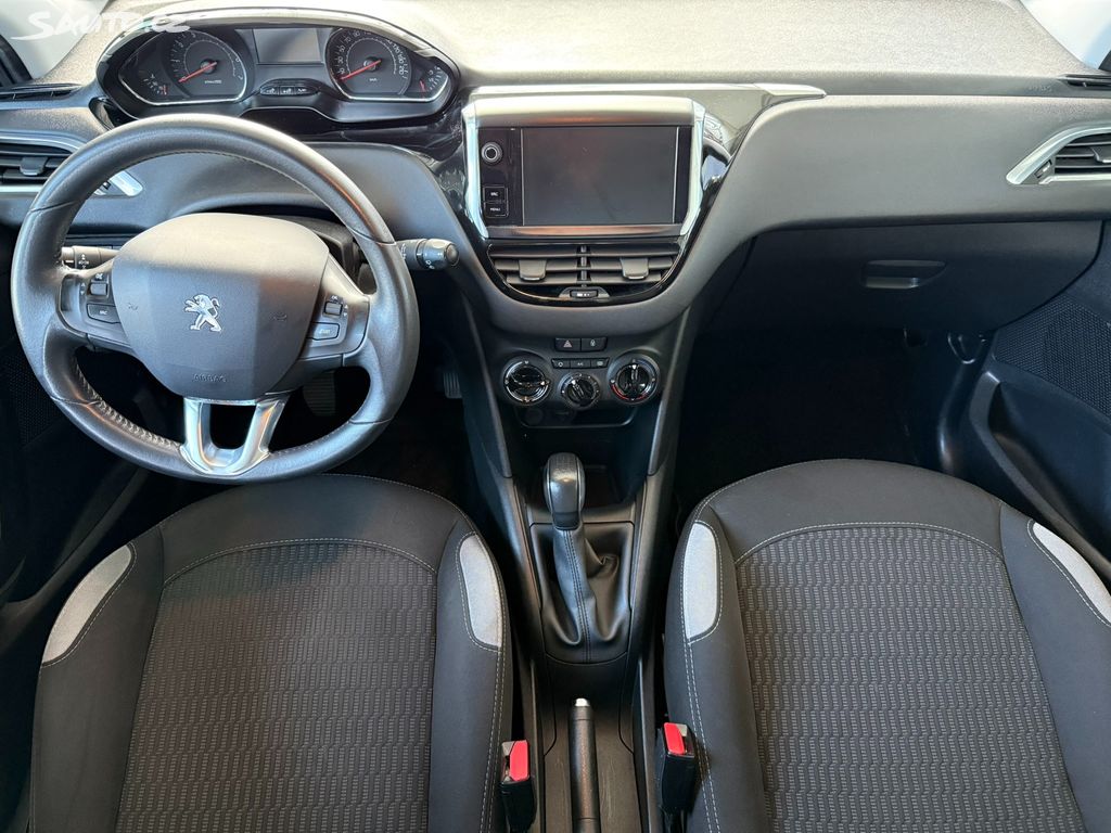 Peugeot 208, Style 1.2 60 kW 1.majitel Peugeot 208, Style 1.2 60 kW 1.majitel