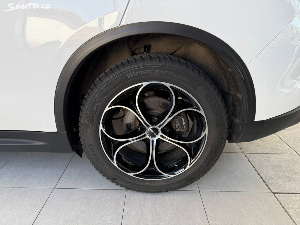 Alfa Romeo Stelvio, Q4 2.0 206 kW 4x4