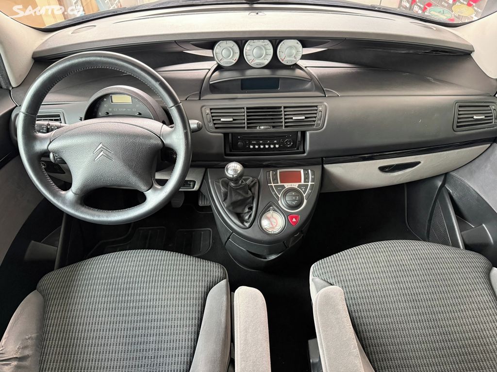 Citroën C8, 2.0 HDi 100 kW Rezervace