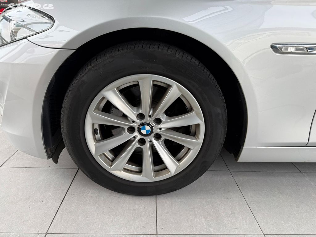 BMW Řada 5, 520d  2.0 135 kW Touring F11 BMW Řada 5, 520d  2.0 135 kW Touring F11