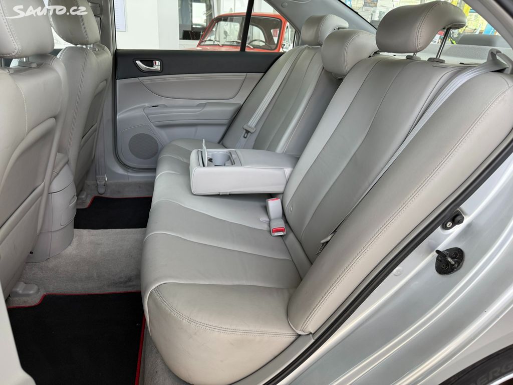 Hyundai Sonata, 2.4 119 kW Webasto