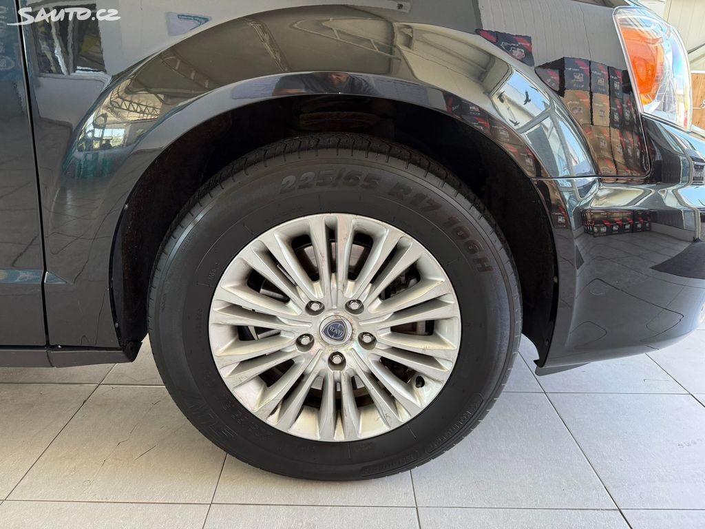 Lancia Voyager, 2.8 120 kW 7míst AT 1.maj.
