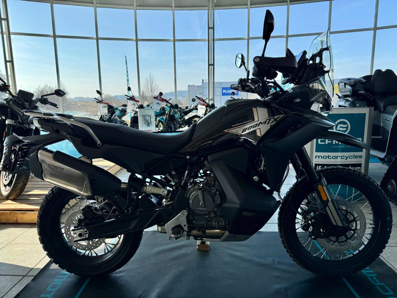 CFMOTO 800 MT