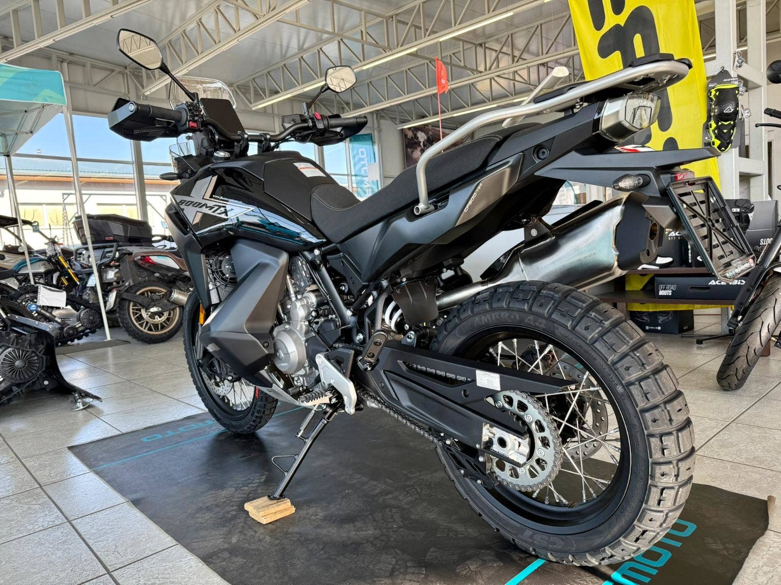 CFMOTO 800 MT