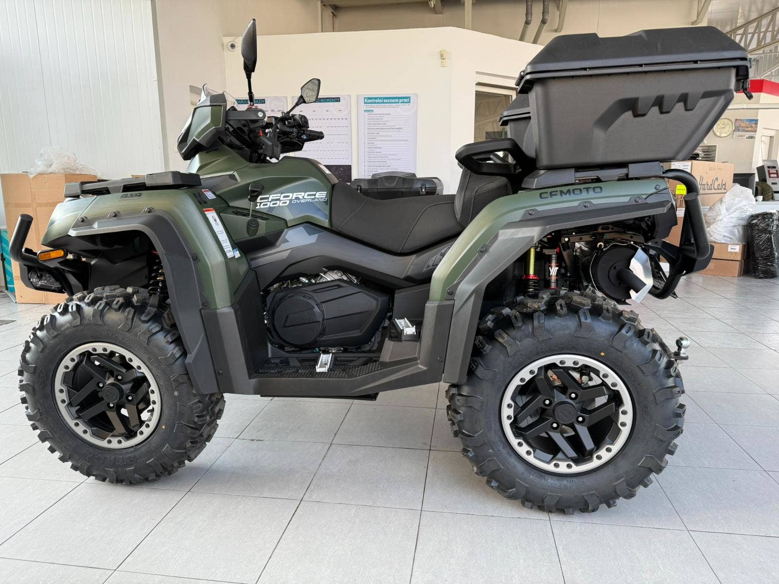CFMOTO Gladiator X1000 V-Twin EPS