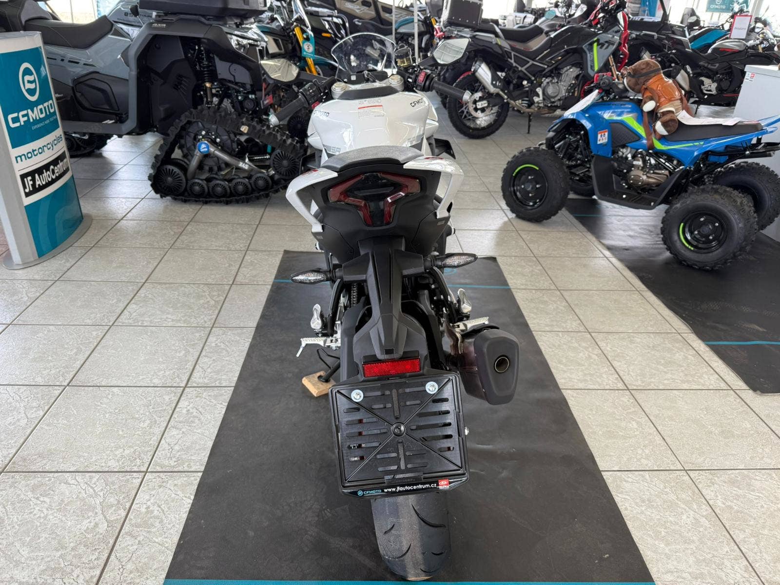 CFMOTO 450 SR