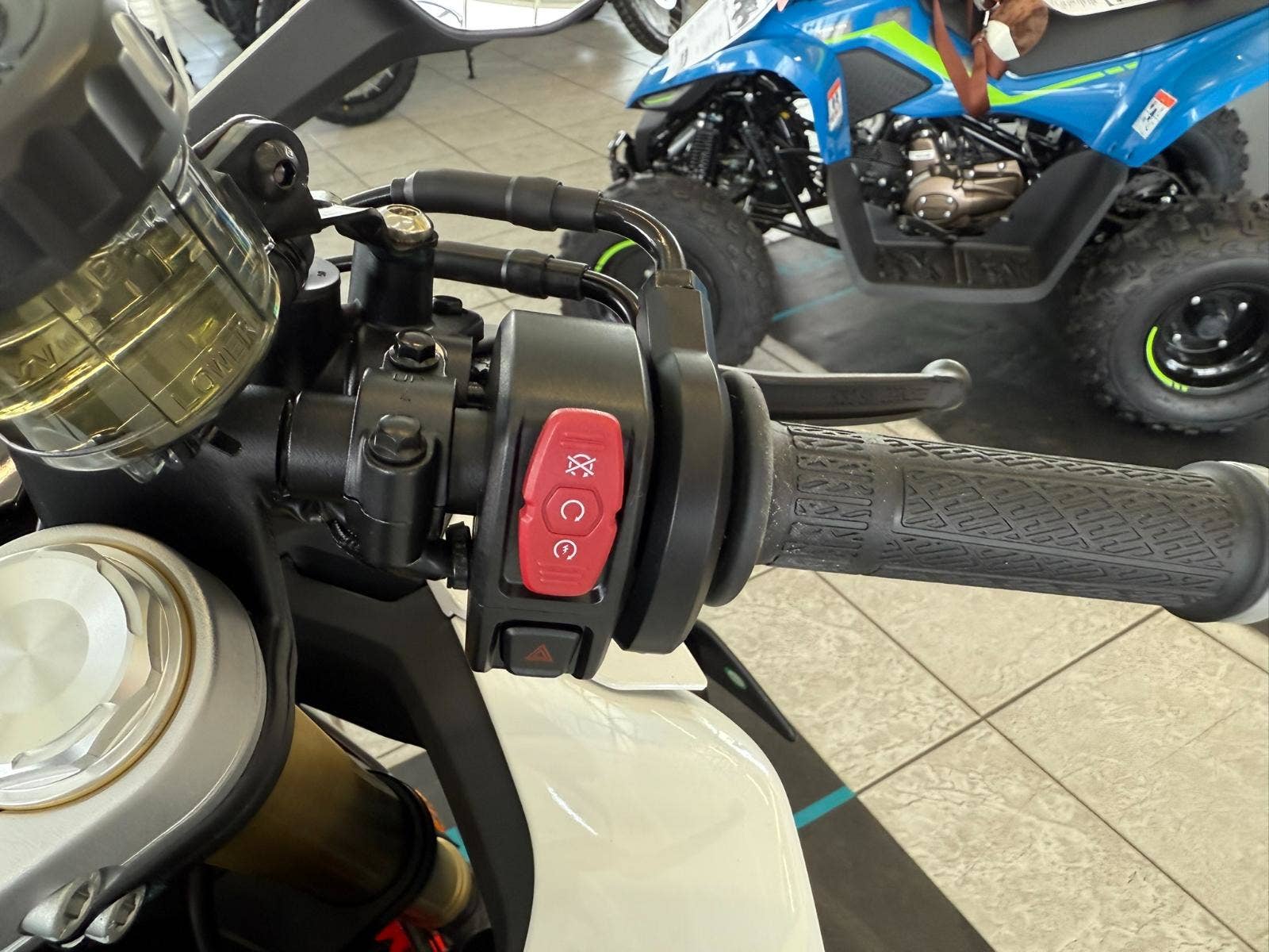 CFMOTO 450 SR