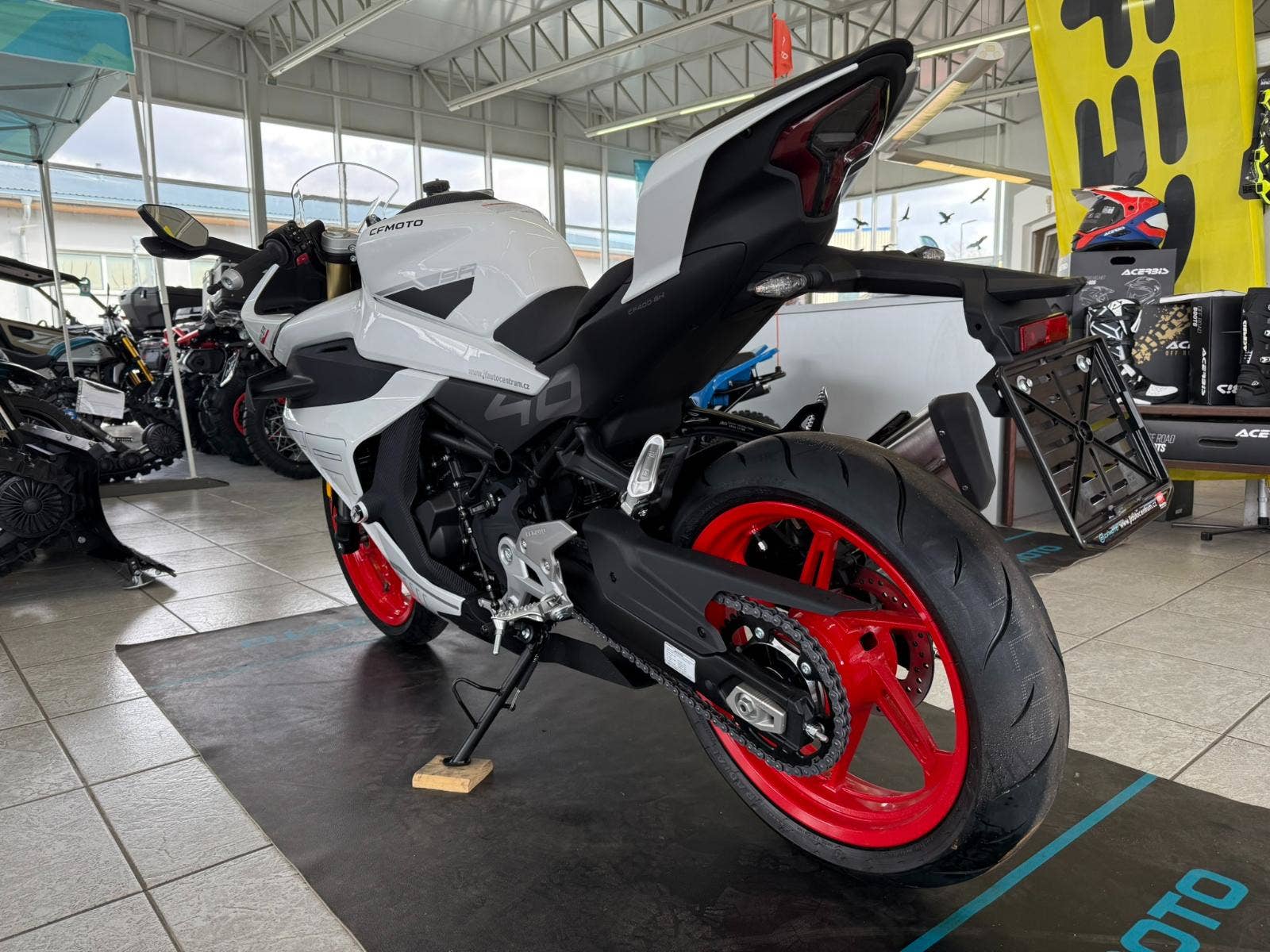 CFMOTO 450 SR