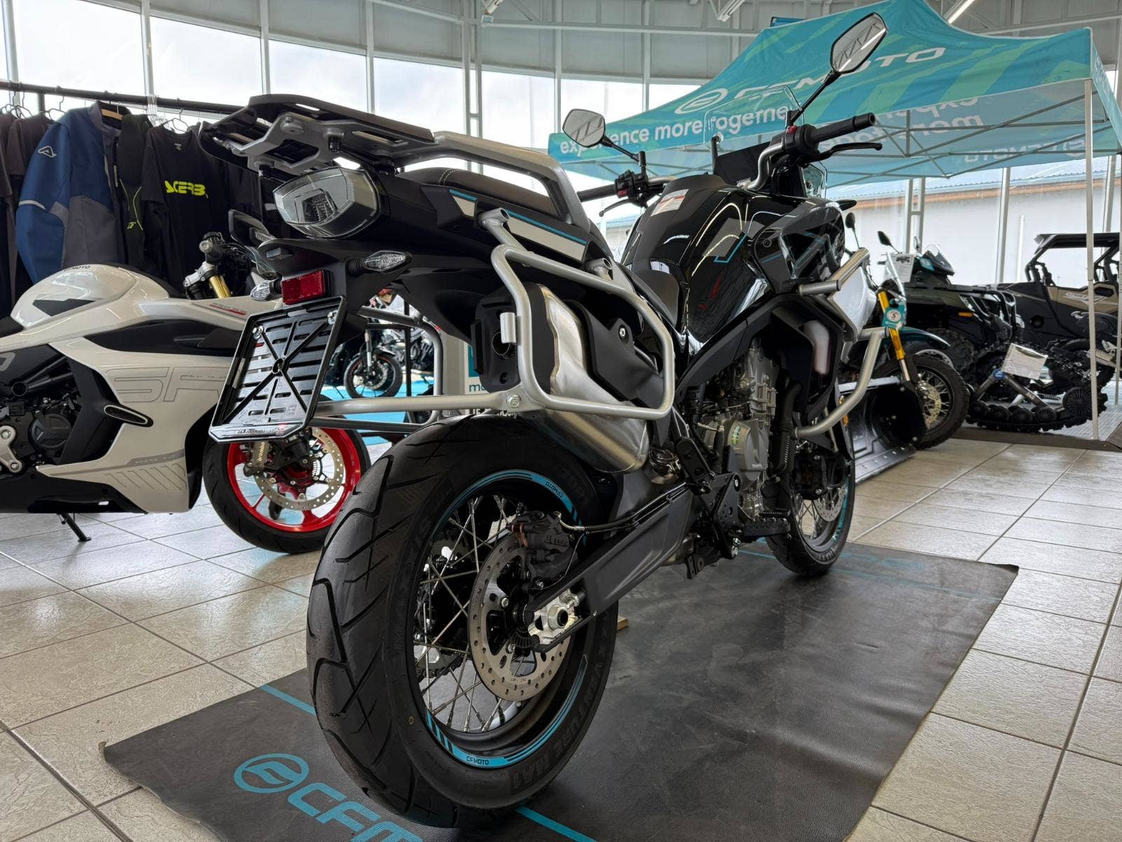 CFMOTO 800 MT