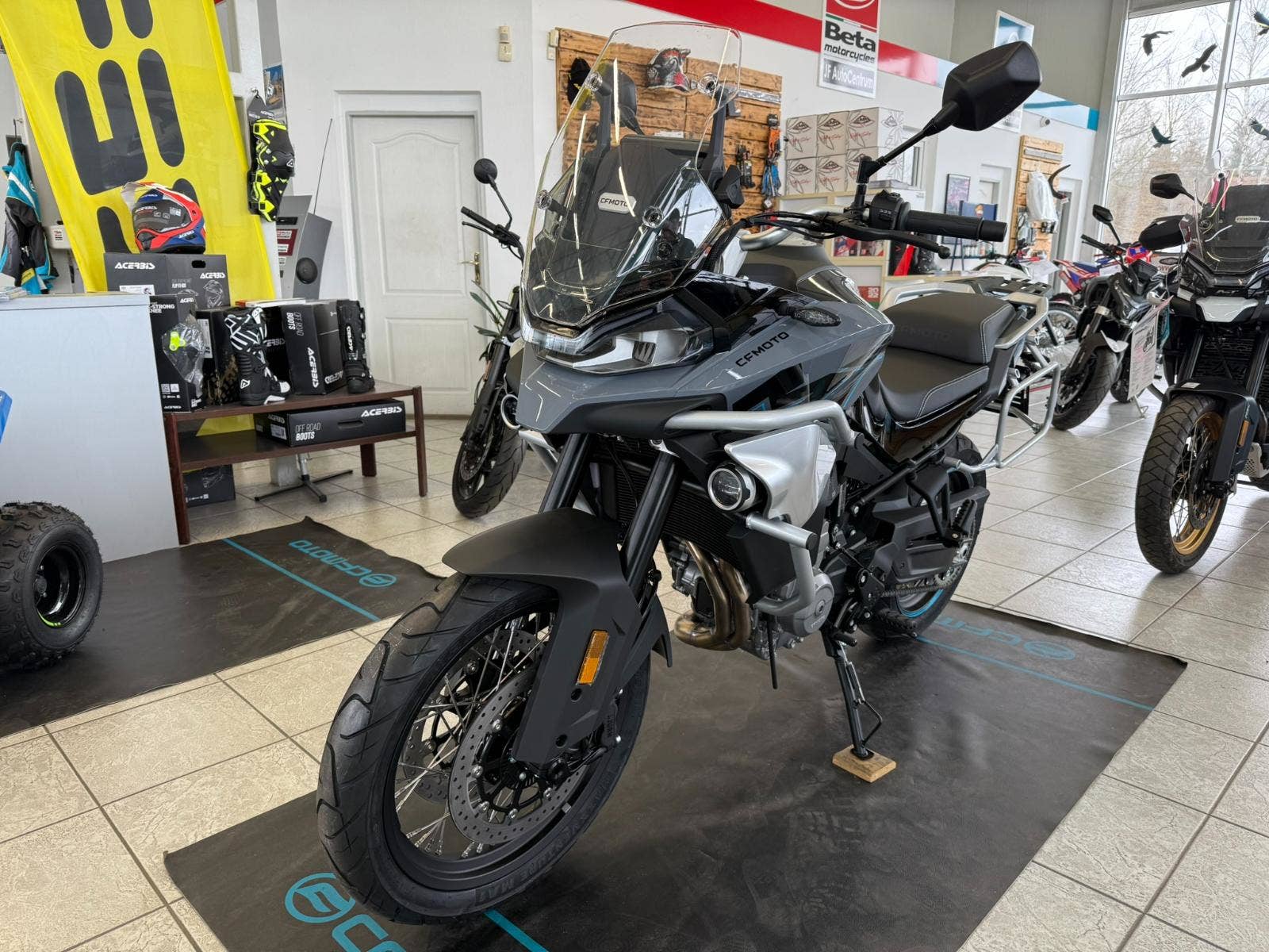 CFMOTO 800 MT