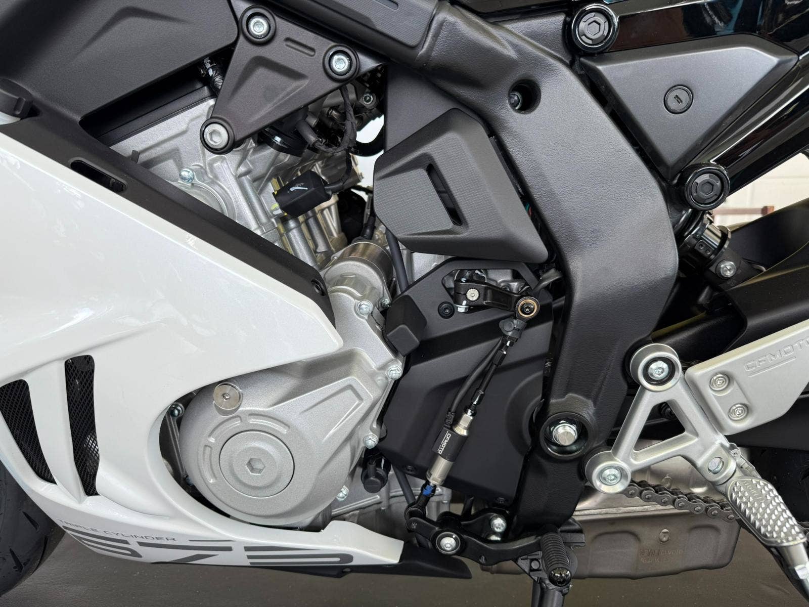 CFMOTO 675 SR-R