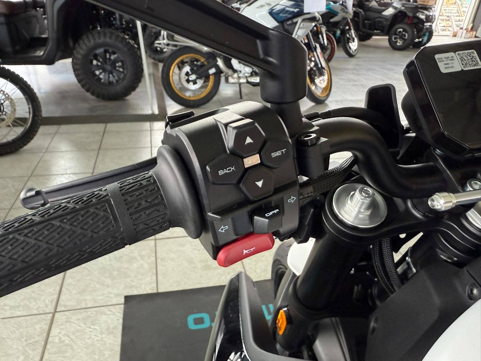 CFMOTO 675 NK