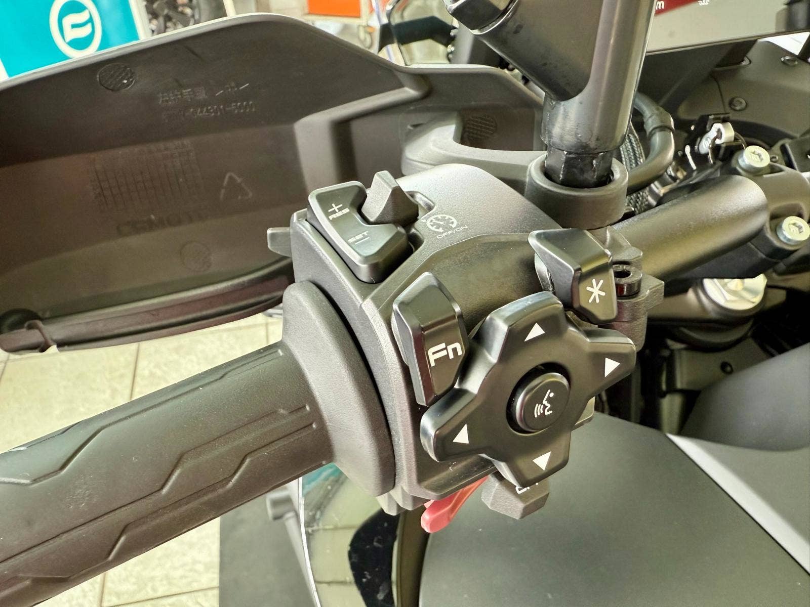 CFMOTO 800 MT