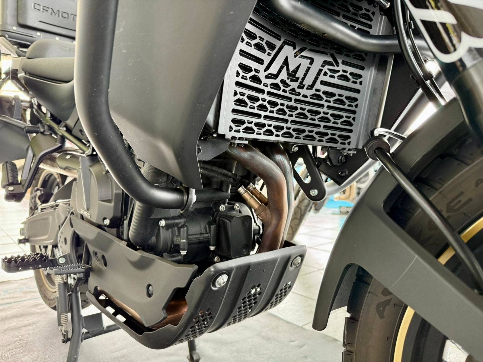 CFMOTO 800 MT