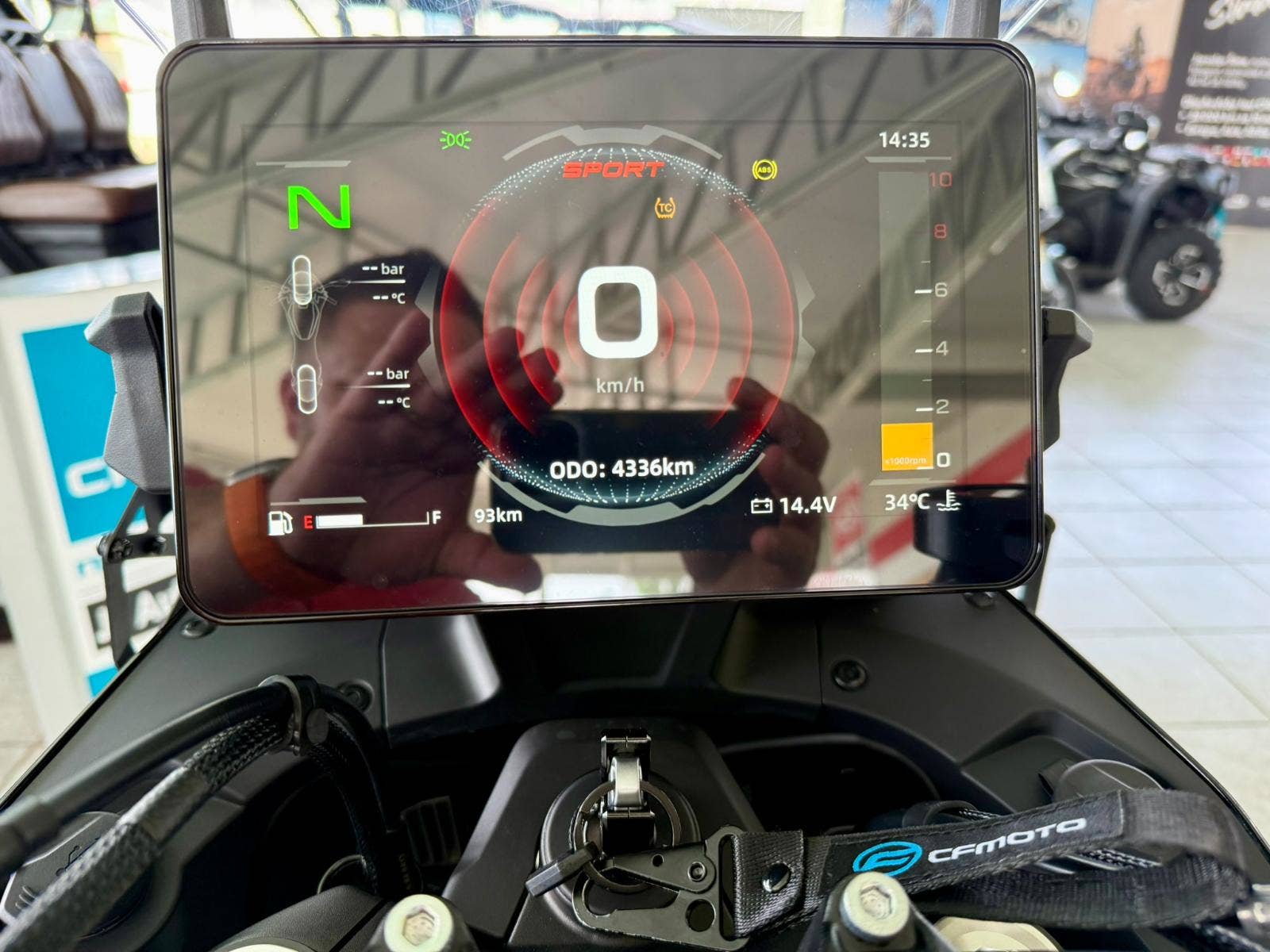 CFMOTO 800 MT