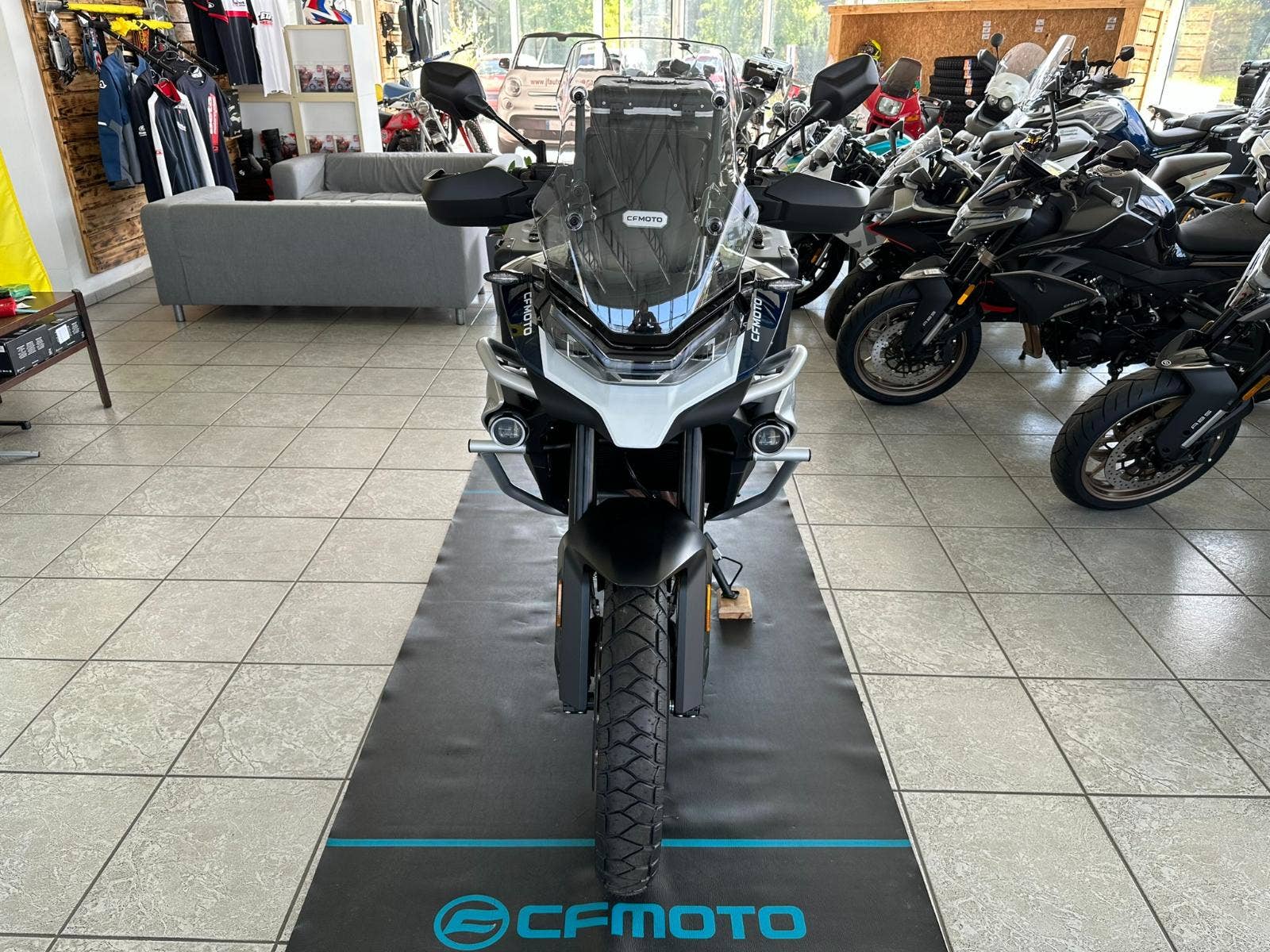 CFMOTO 800 MT