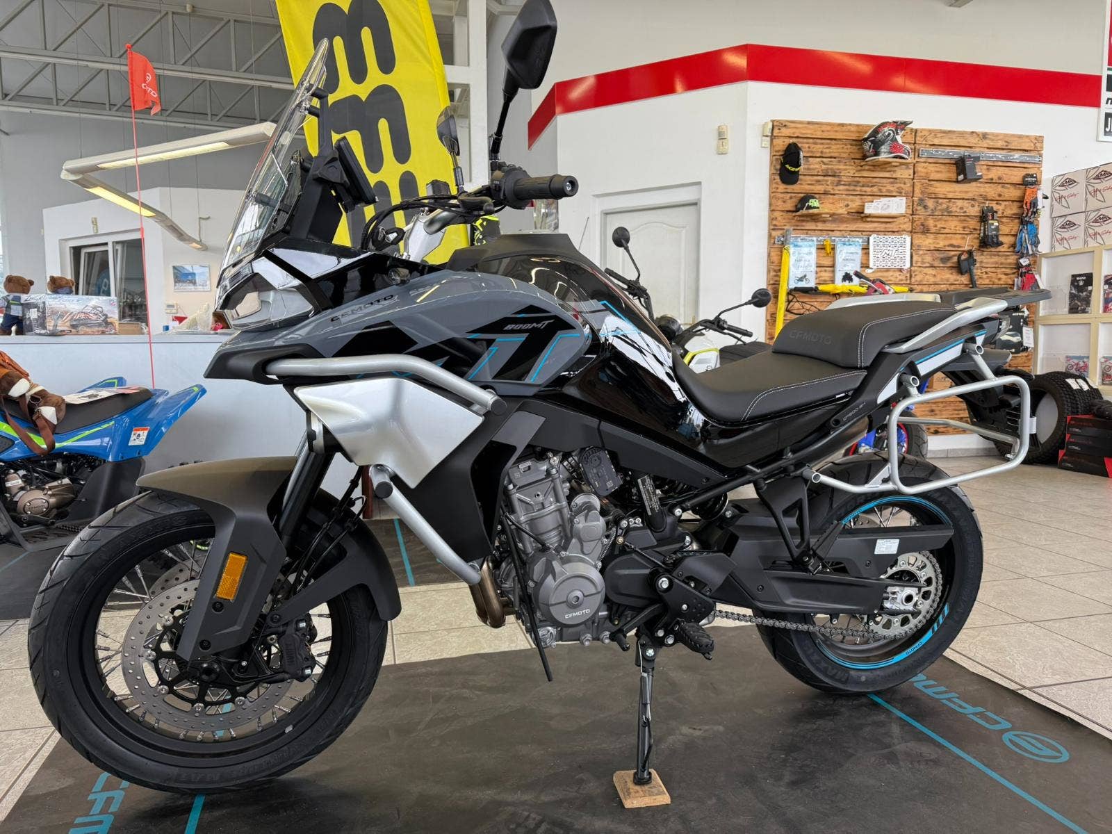 CFMOTO 800 MT