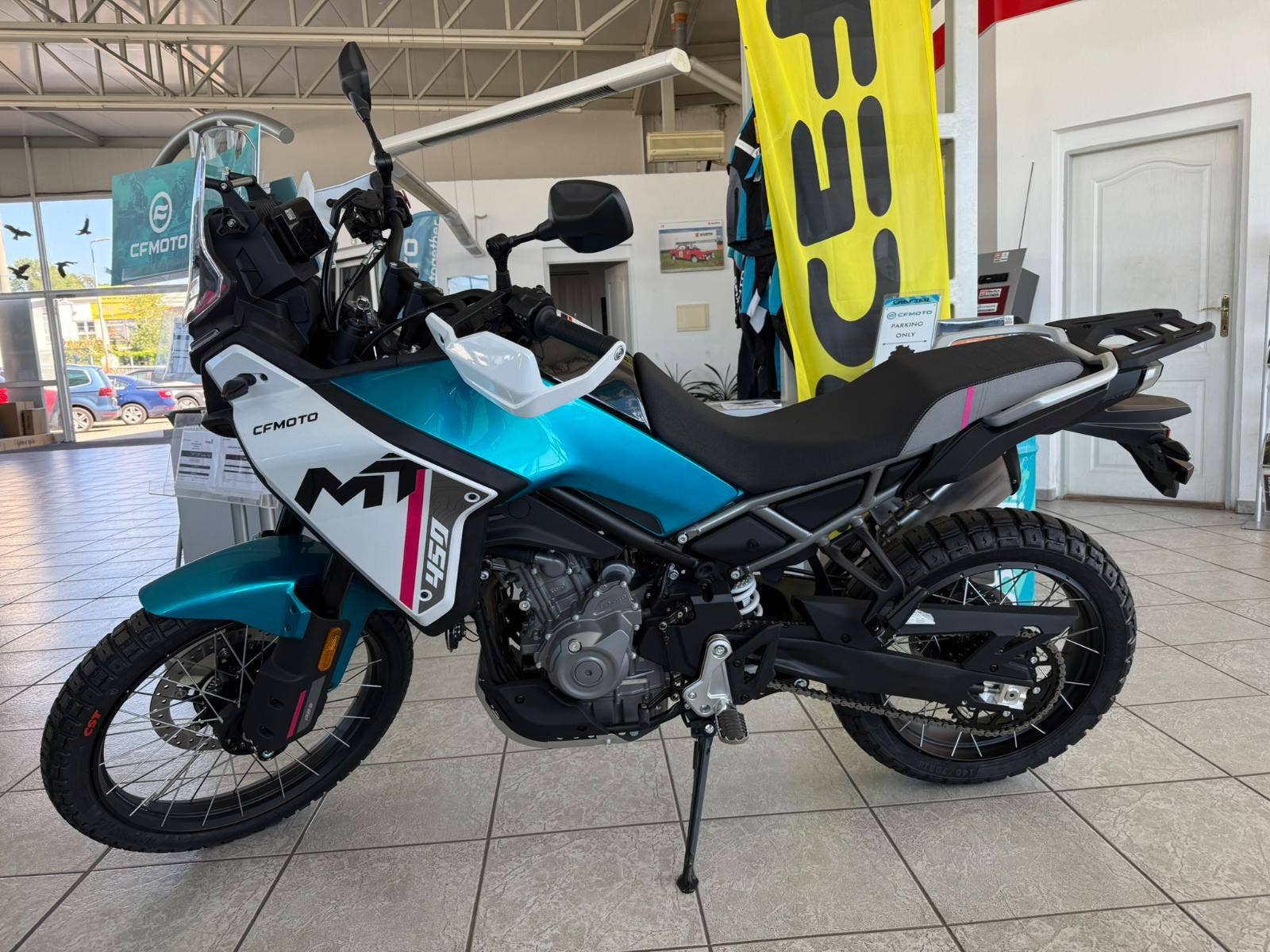 CFMOTO 450 MT-R