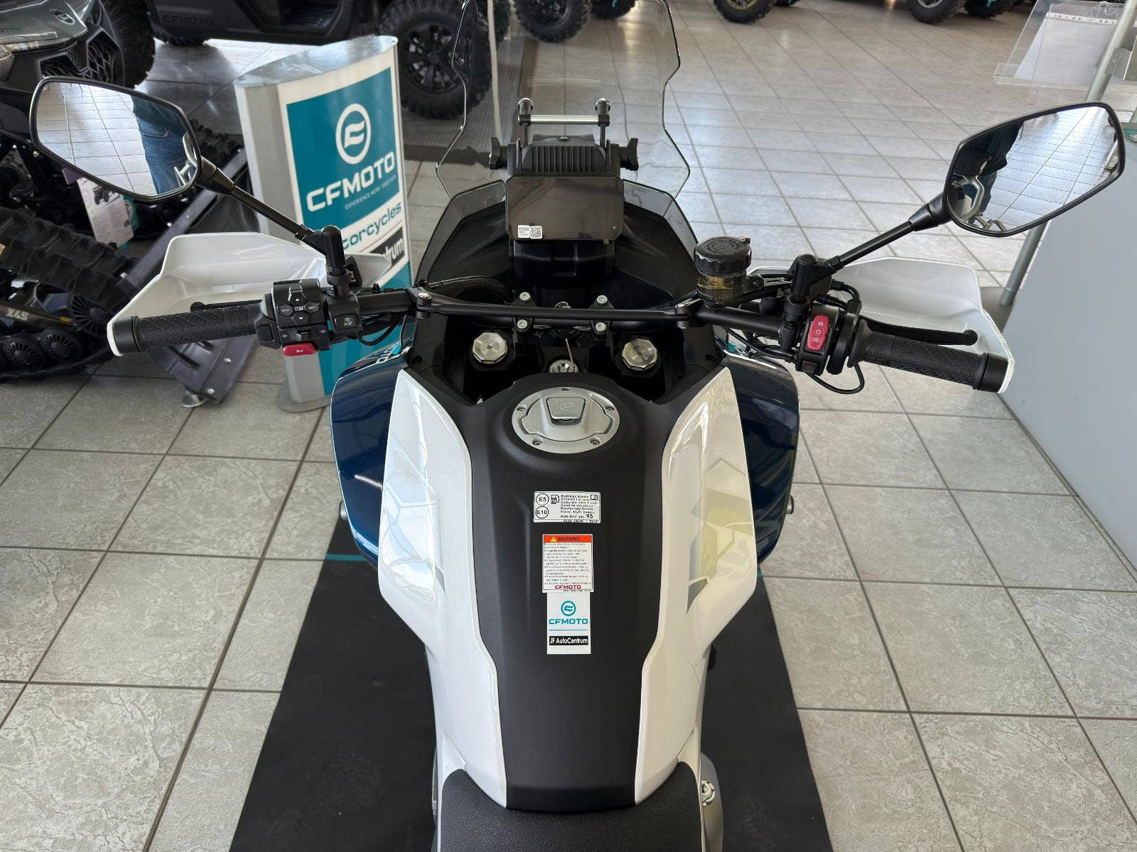 CFMOTO 700 MT Adventure