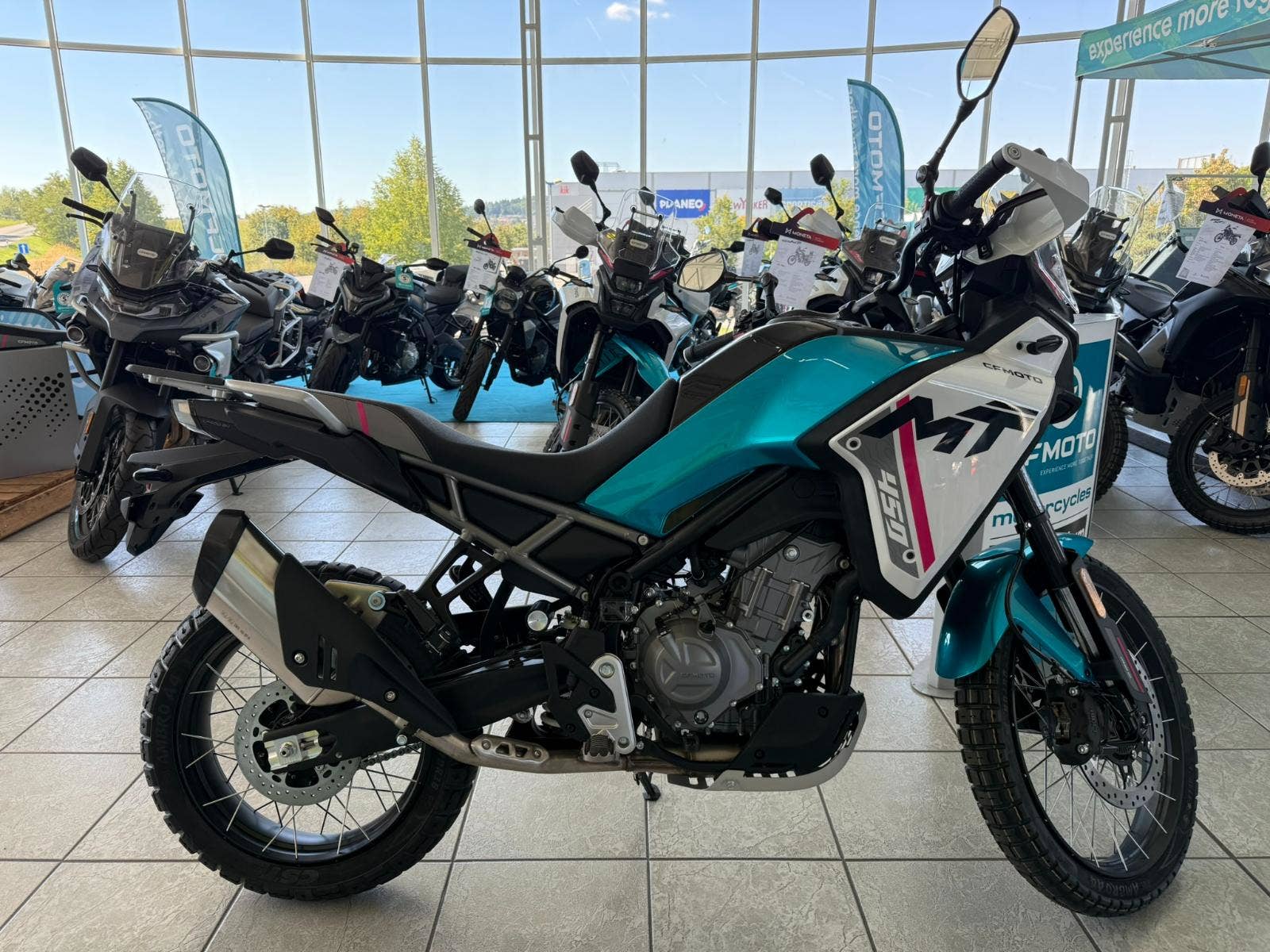 CFMOTO 450 MT-R