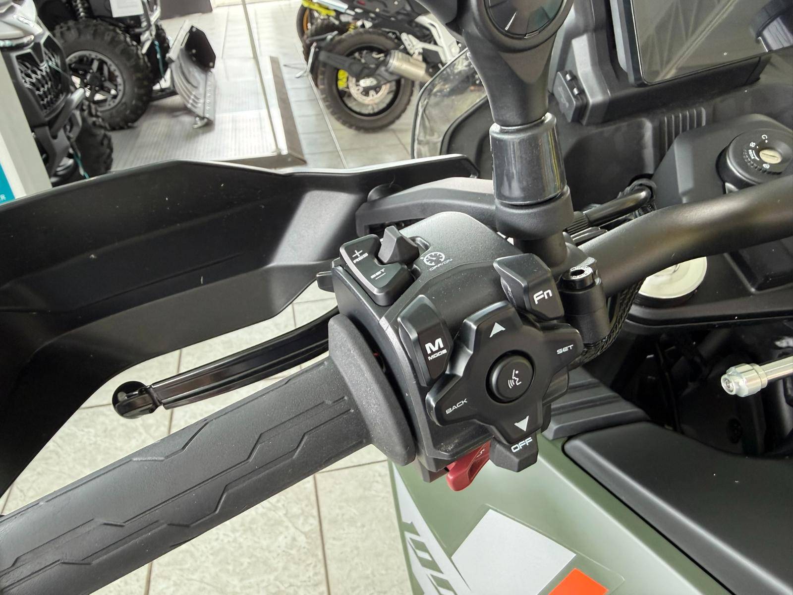CFMOTO 1000 MT-X