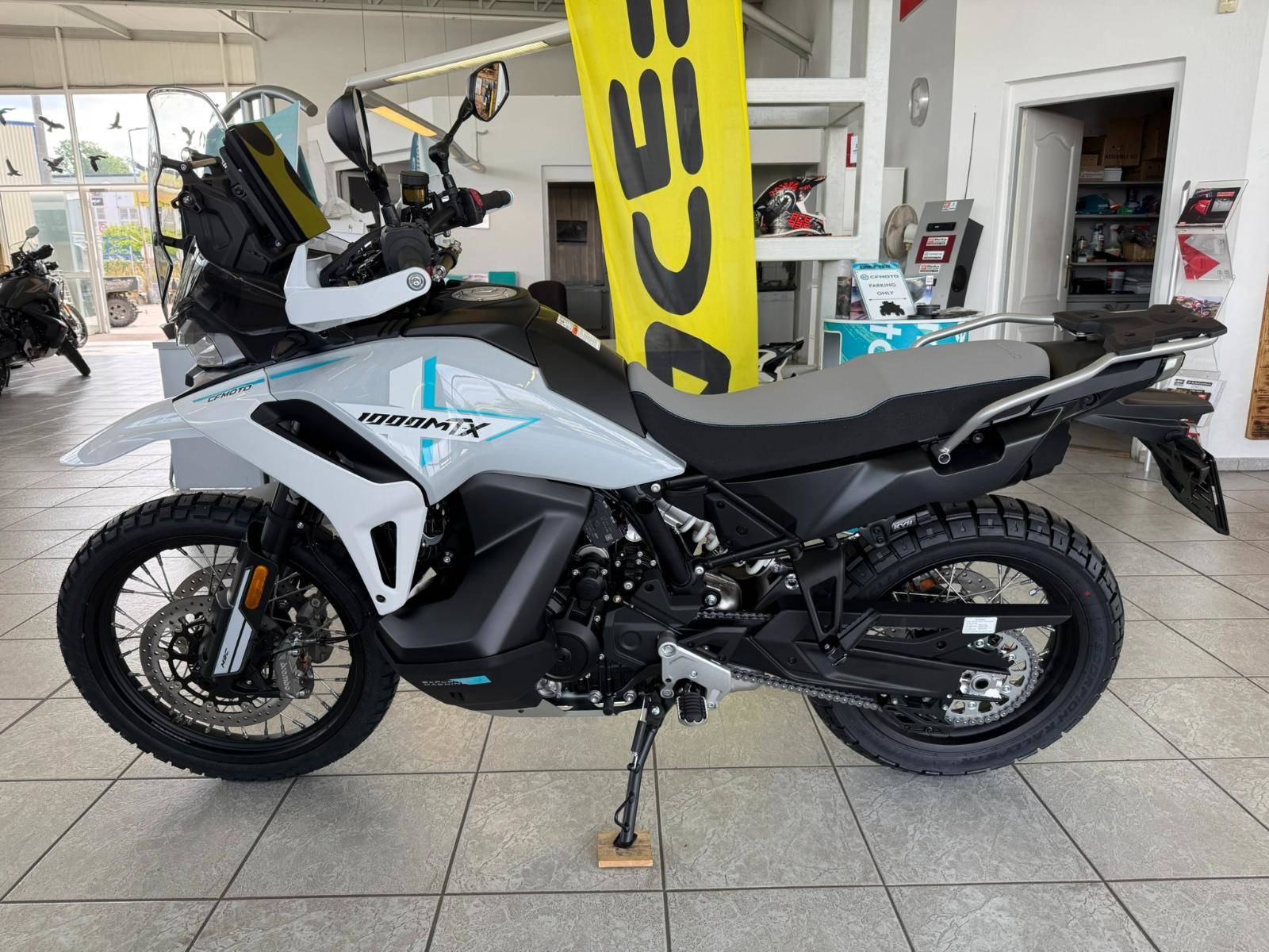 CFMOTO 1000 MT-X