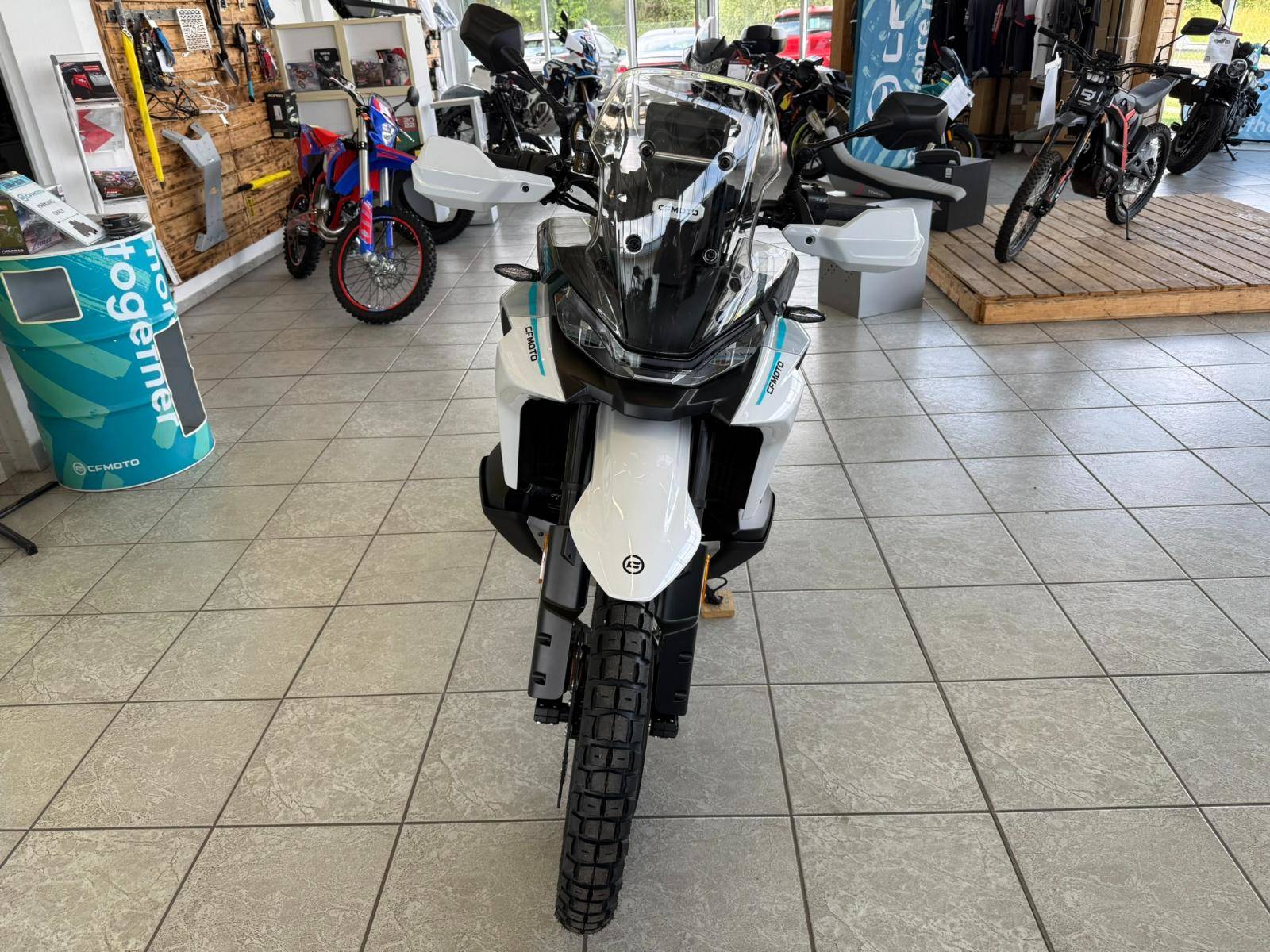 CFMOTO 1000 MT-X
