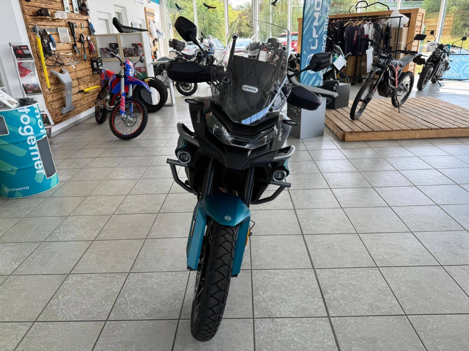 CFMOTO 800 MT