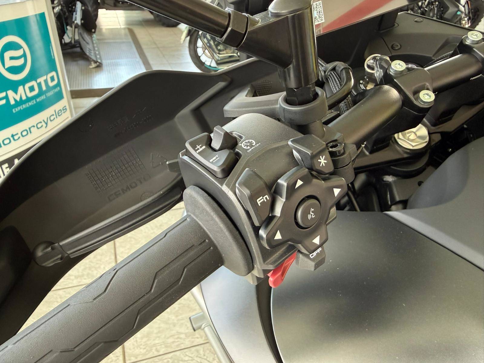 CFMOTO 800 MT