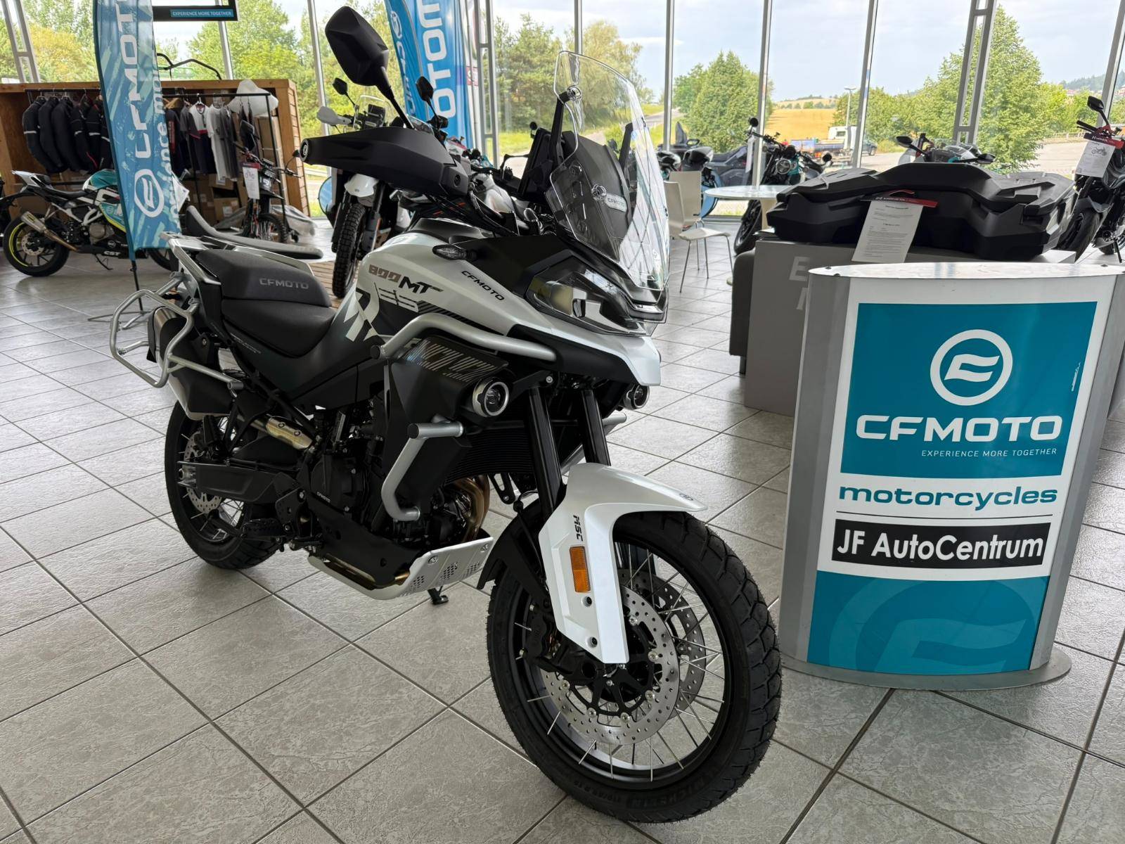 CFMOTO 800 MT
