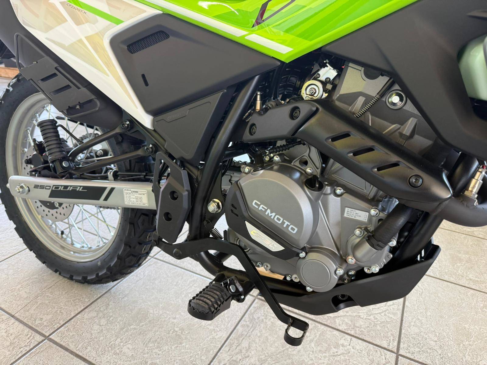 CFMOTO 250 Dual Sport