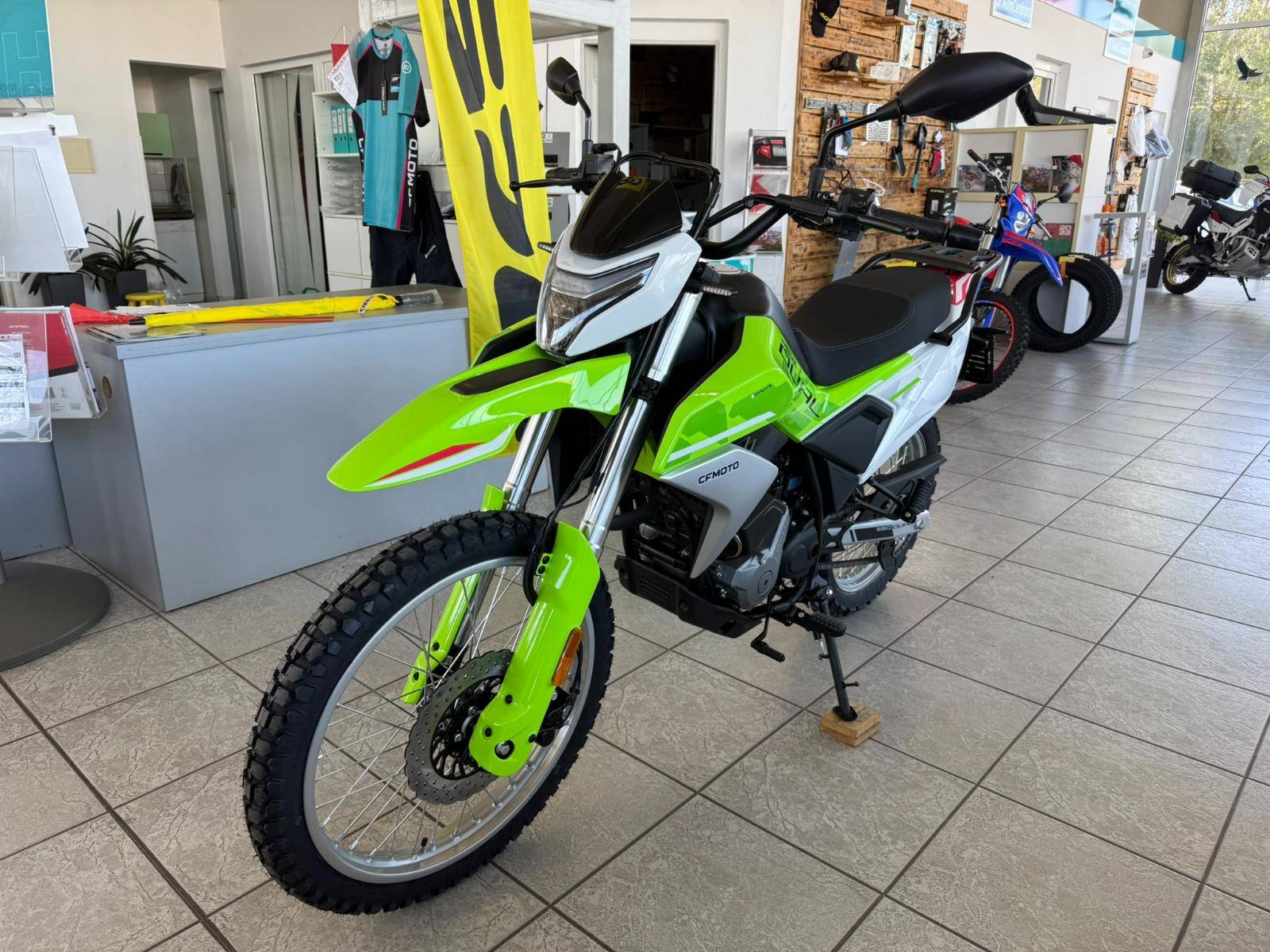 CFMOTO 250 Dual Sport
