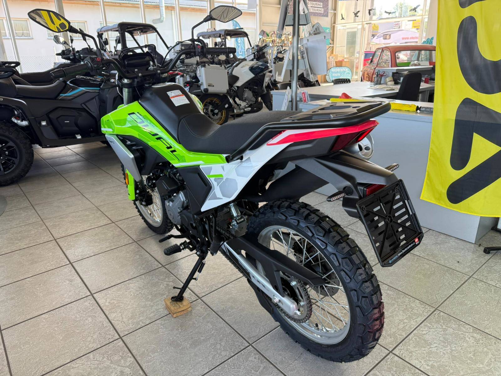 CFMOTO 250 Dual Sport