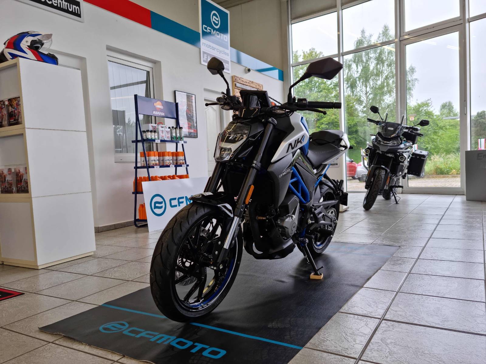 CFMOTO 300 NK