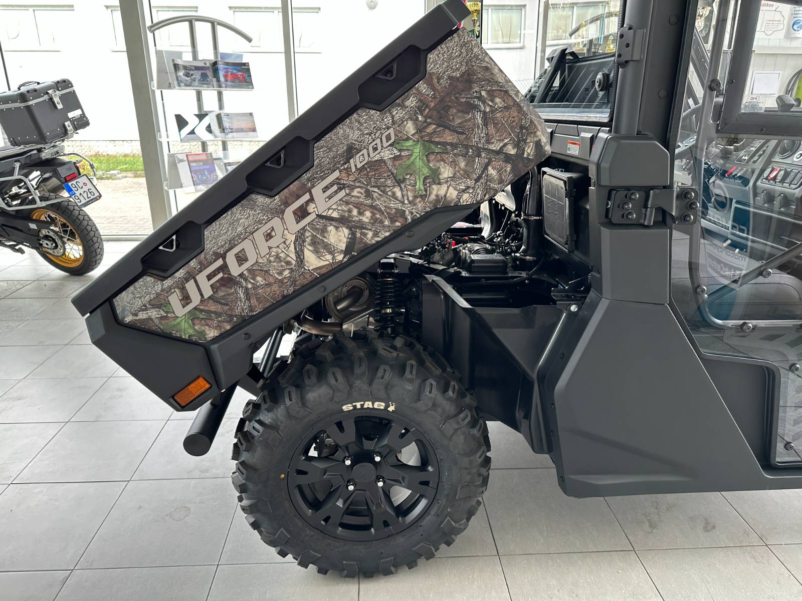 CFMOTO Gladiator UTV1000 EPS