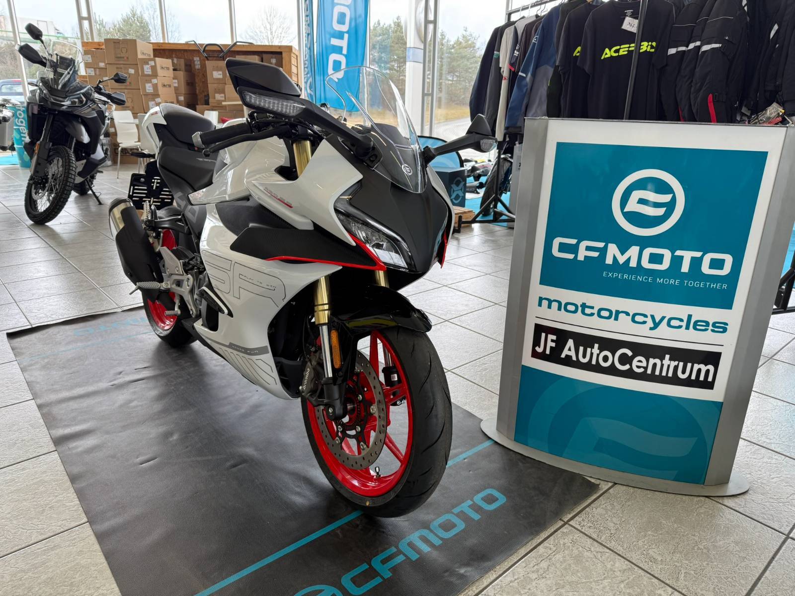 CFMOTO 450 SR