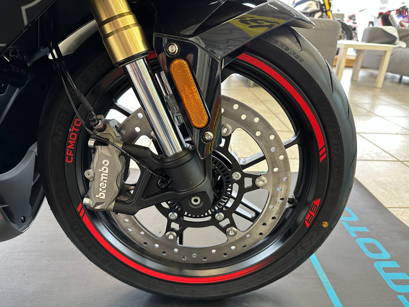 CFMOTO 450 SR
