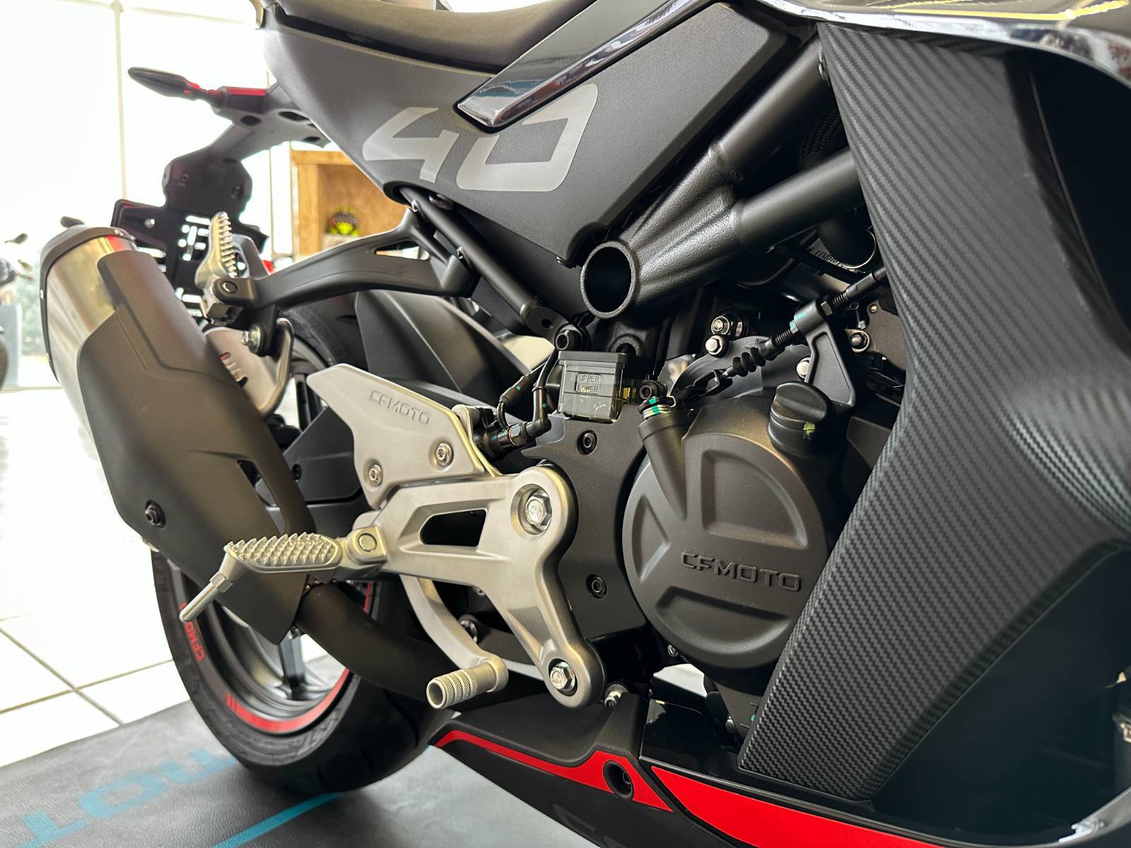 CFMOTO 450 SR