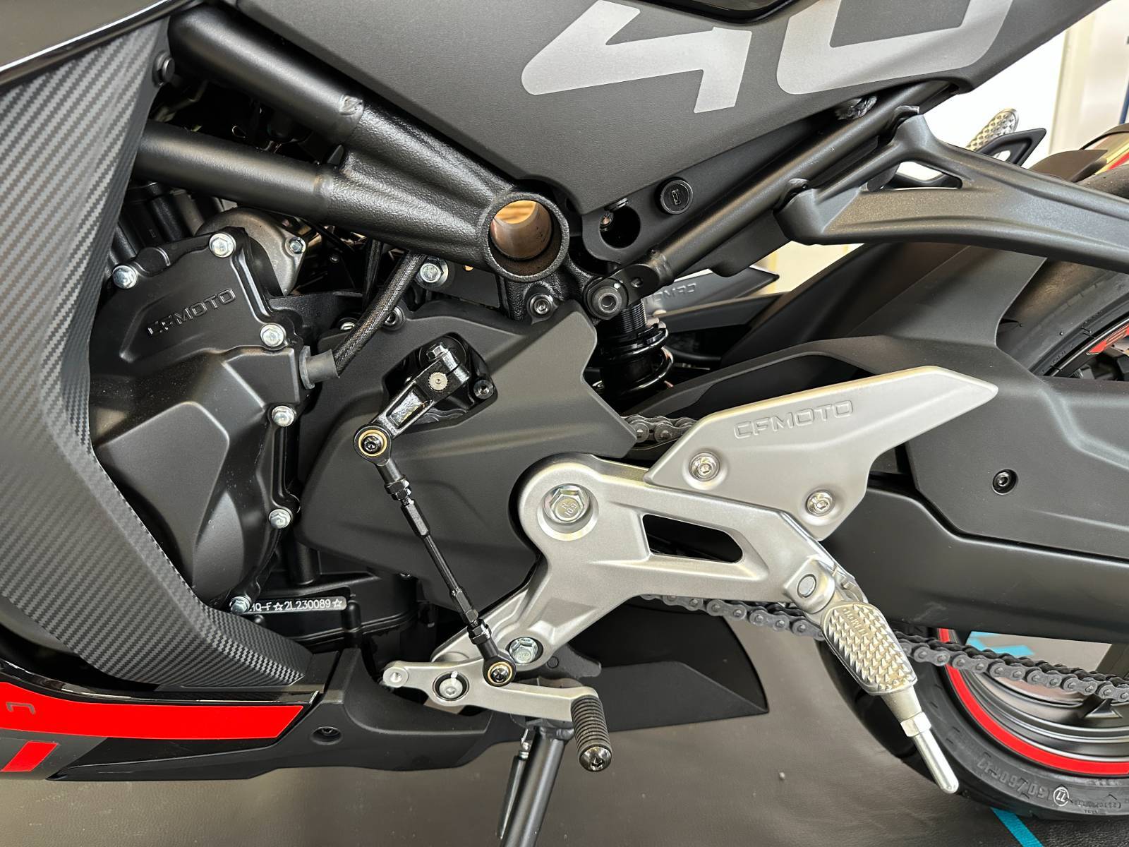 CFMOTO 450 SR