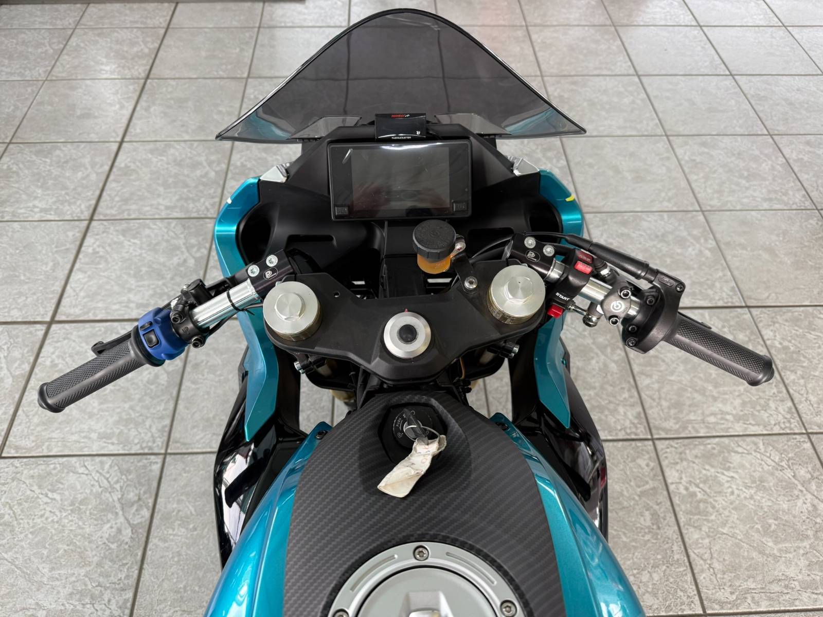 CFMOTO 300 SR